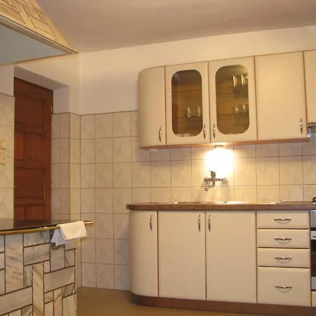 9 Sil Murowany Dom Rum i privatbostad *